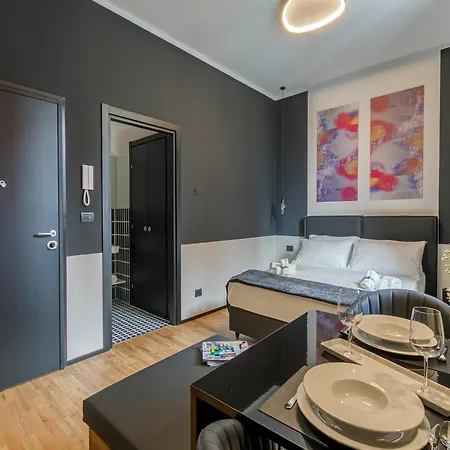 Bright Studio With Gym And Coworking, Milan * Milão